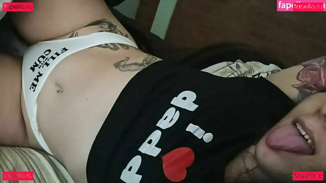 ursoftbee Onlyfans Photo Gallery 