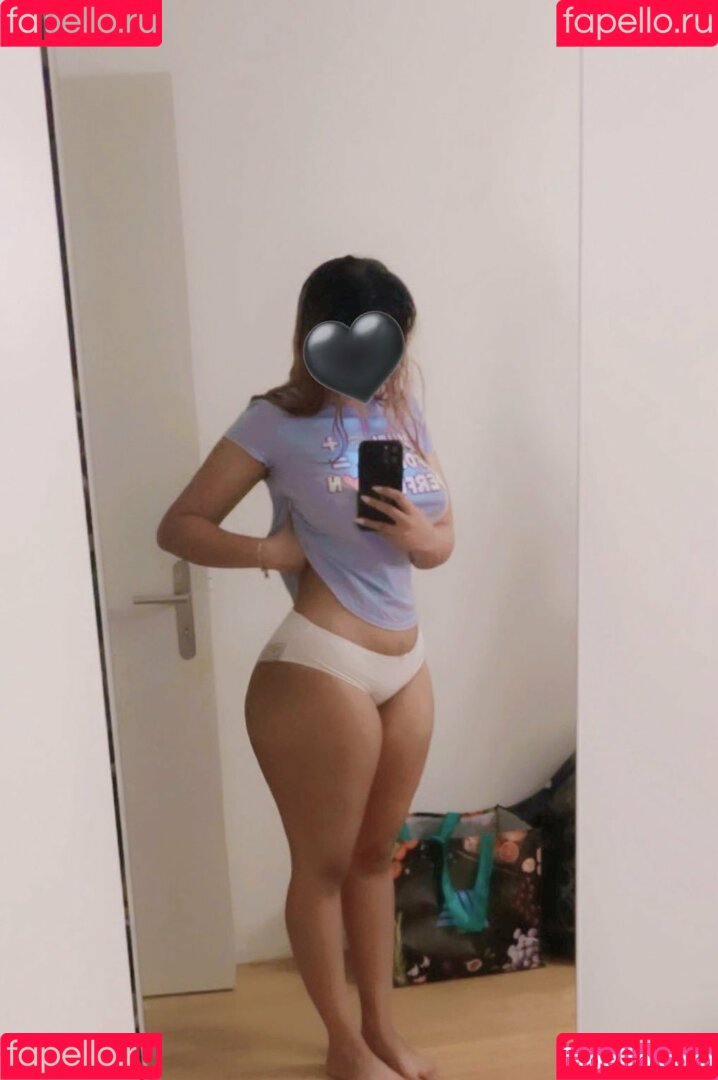 Hanilovesyouu Onlyfans Photo Gallery 