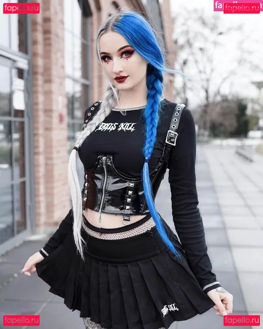 BlueAstrid Onlyfans Photo Gallery 