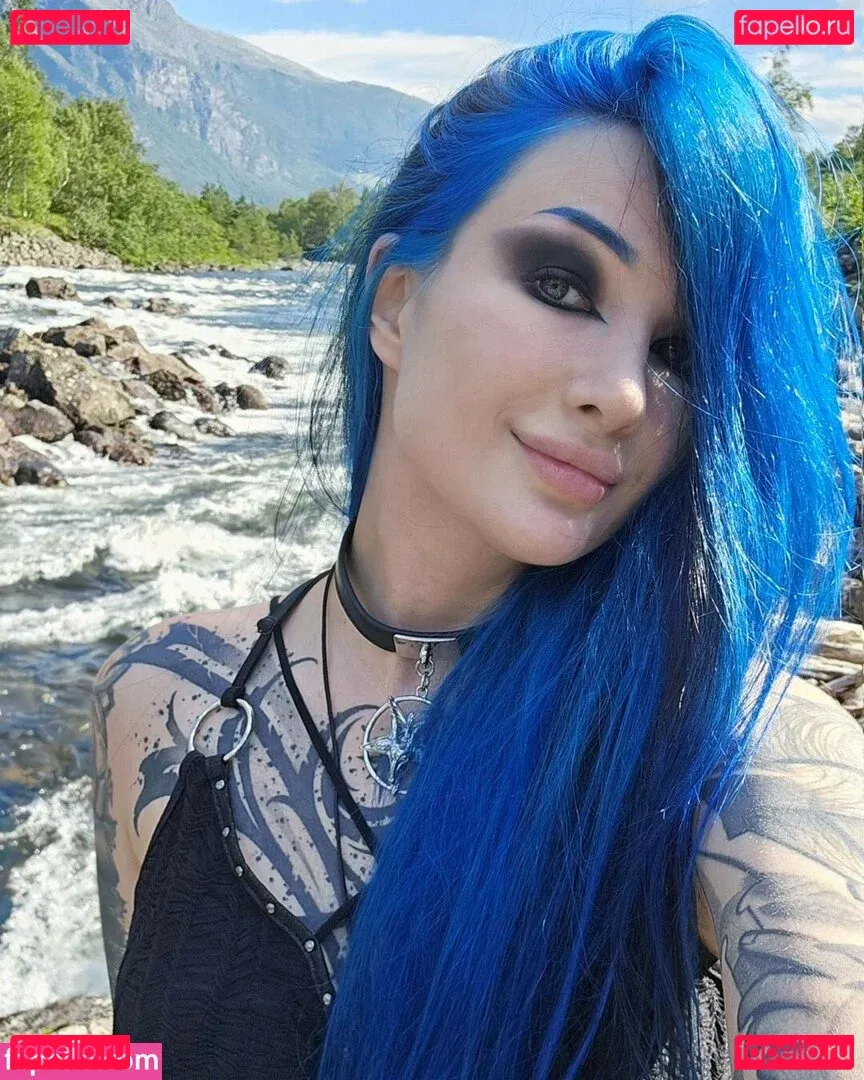 BlueAstrid Onlyfans Photo Gallery 