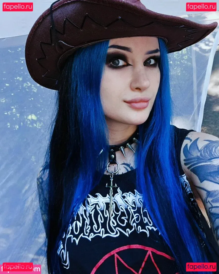 BlueAstrid Onlyfans Photo Gallery 