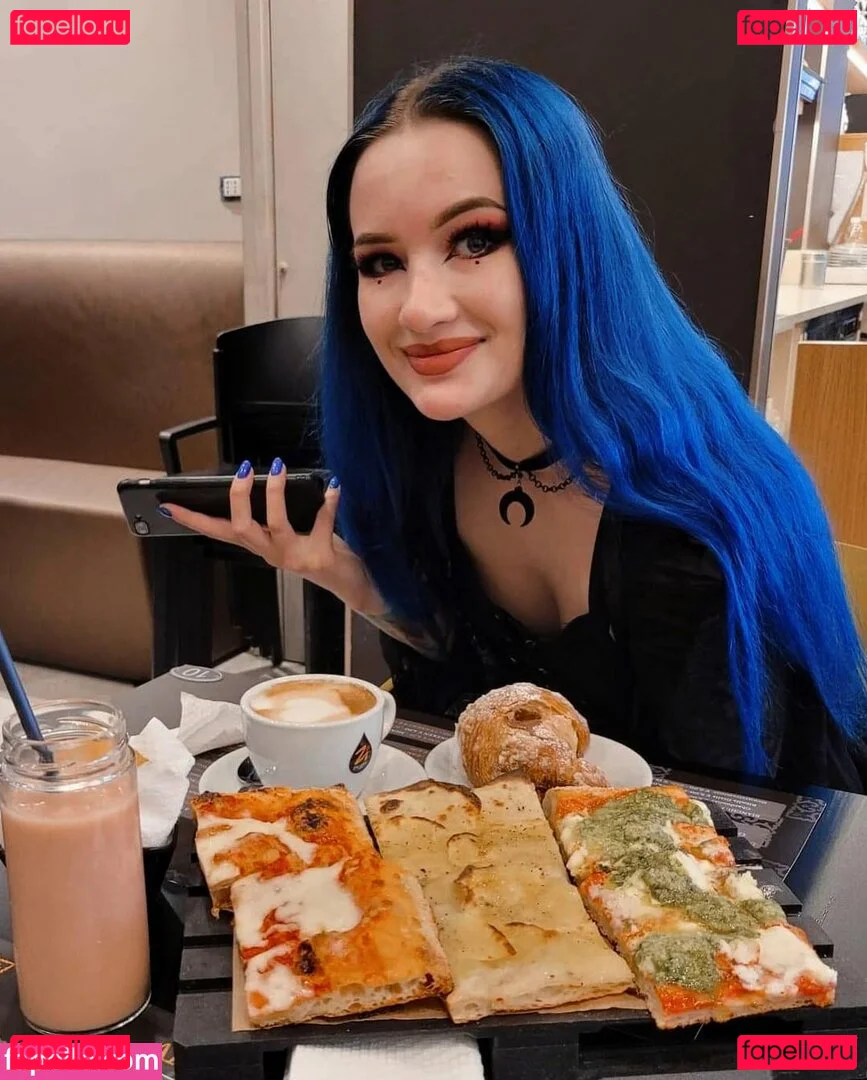 BlueAstrid Onlyfans Photo Gallery 