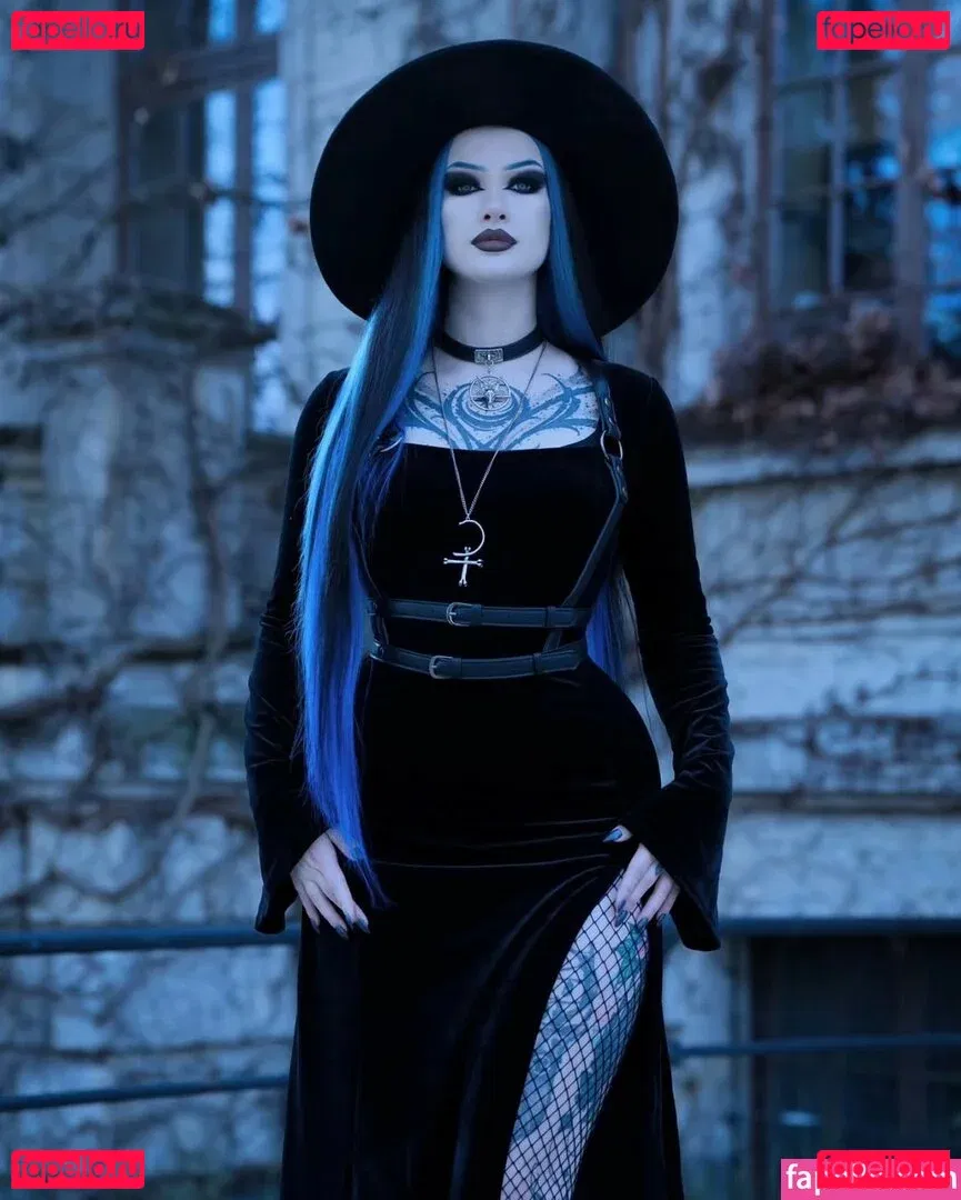 BlueAstrid Onlyfans Photo Gallery 