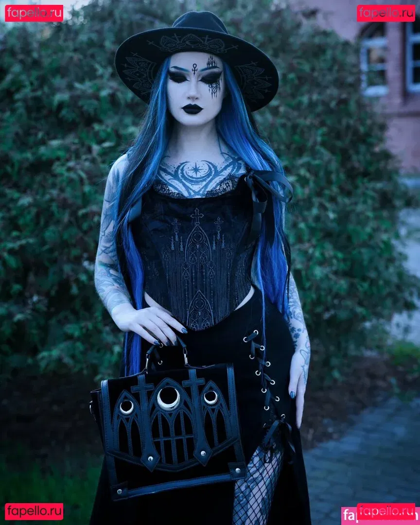 BlueAstrid Onlyfans Photo Gallery 