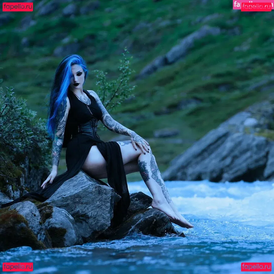 BlueAstrid Onlyfans Photo Gallery 