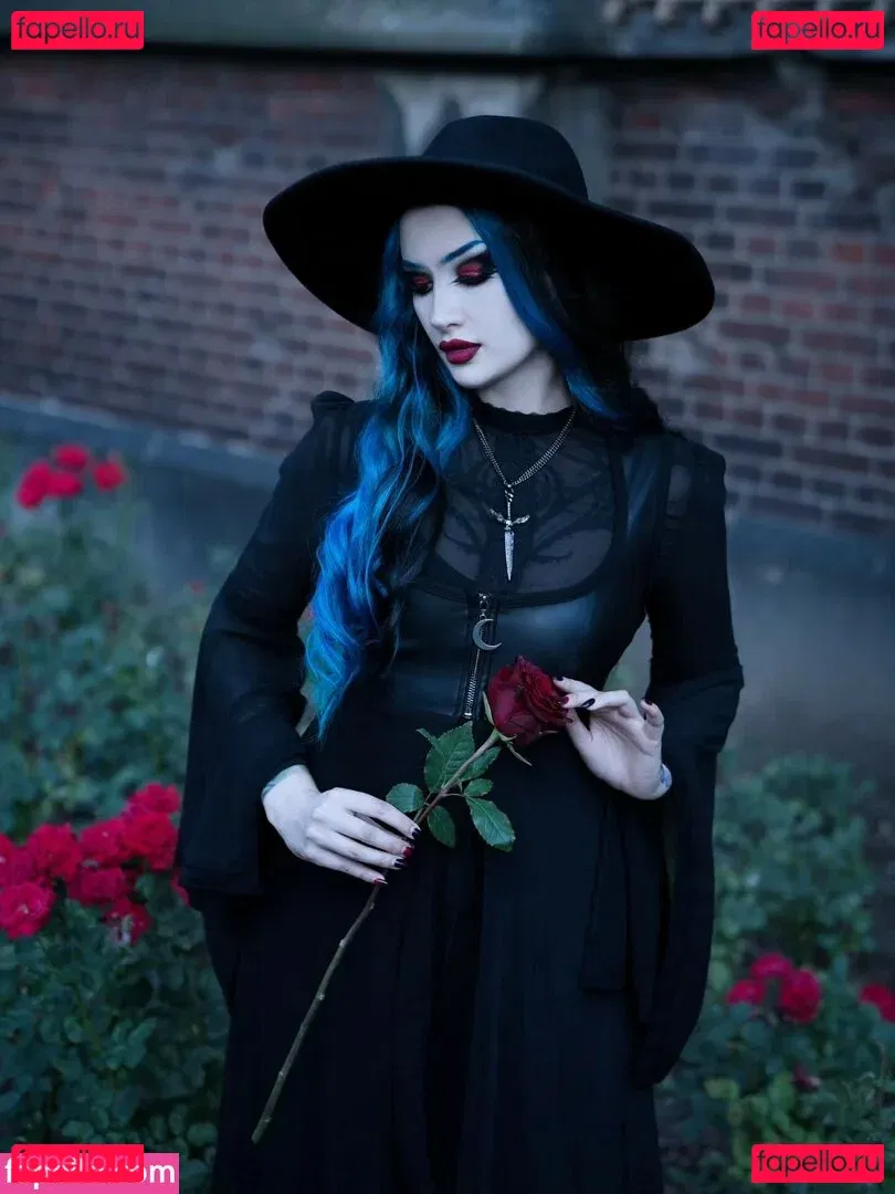 BlueAstrid Onlyfans Photo Gallery 