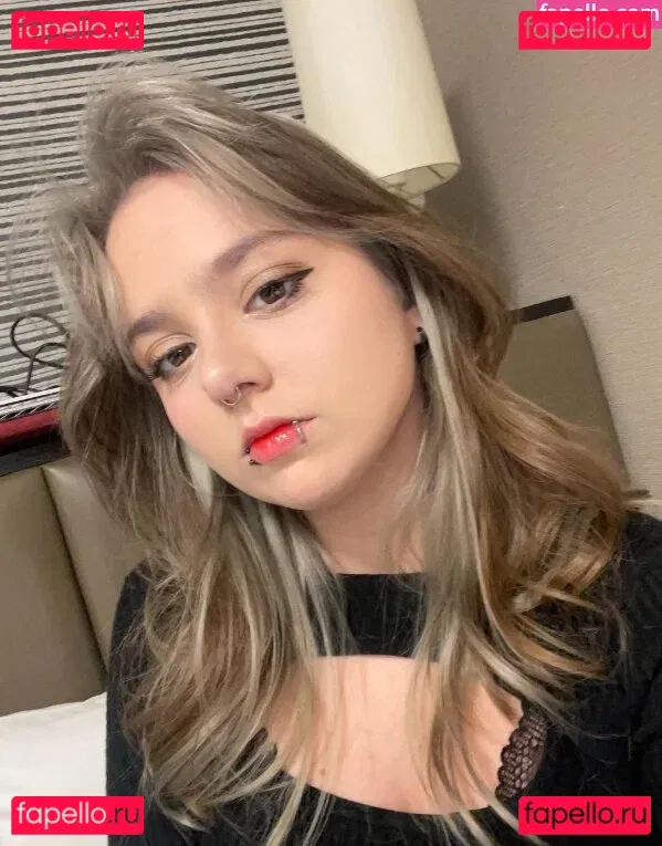 goblin_gamerlive Onlyfans Photo Gallery 