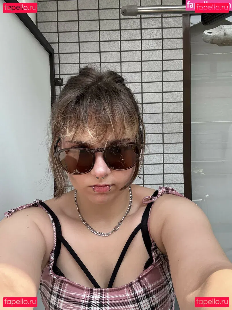 goblin_gamerlive Onlyfans Photo Gallery 