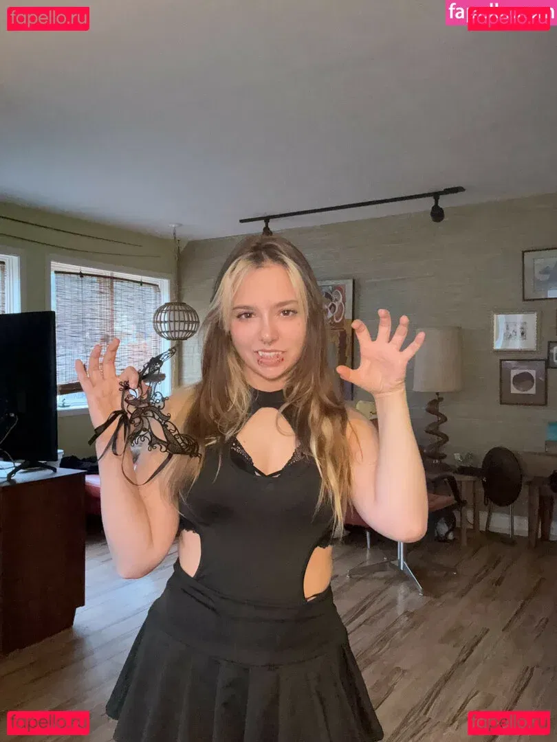 goblin_gamerlive Onlyfans Photo Gallery 