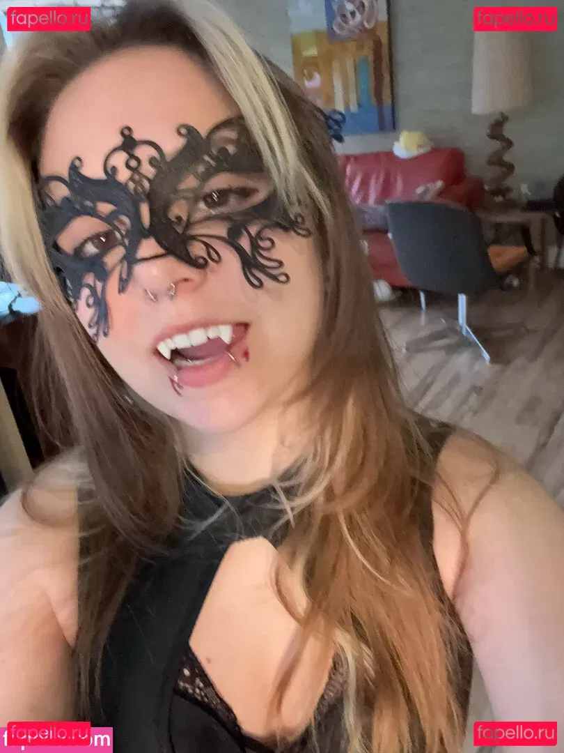 goblin_gamerlive Onlyfans Photo Gallery 