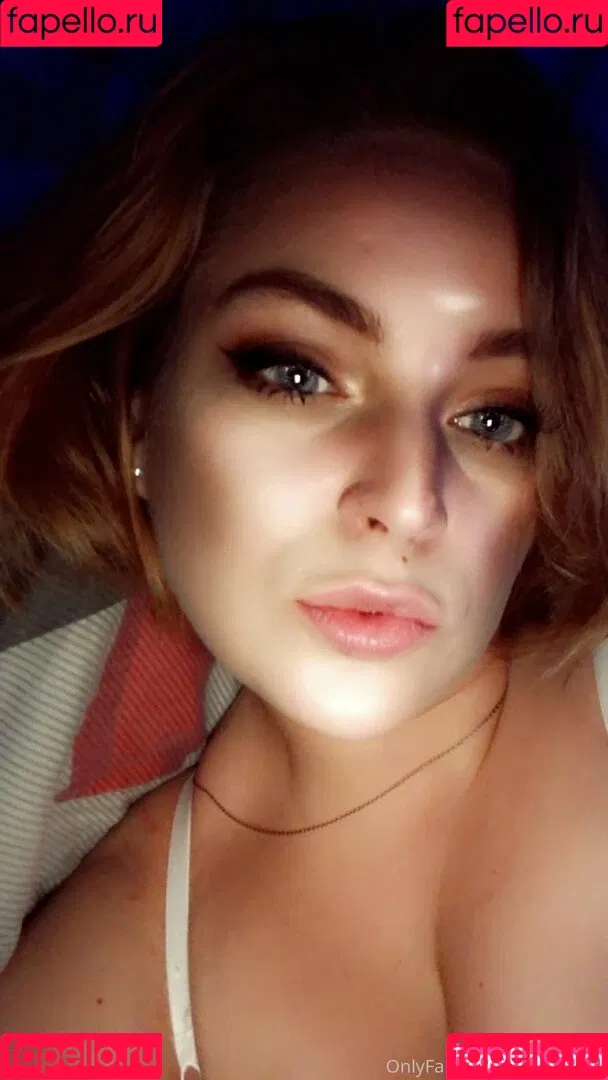 skyemoore Onlyfans Photo Gallery 