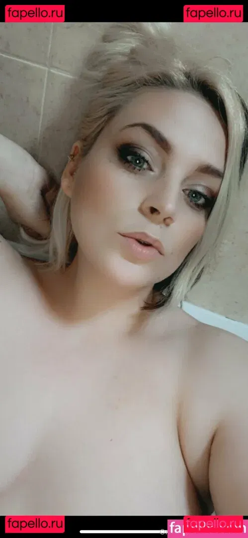 skyemoore Onlyfans Photo Gallery 