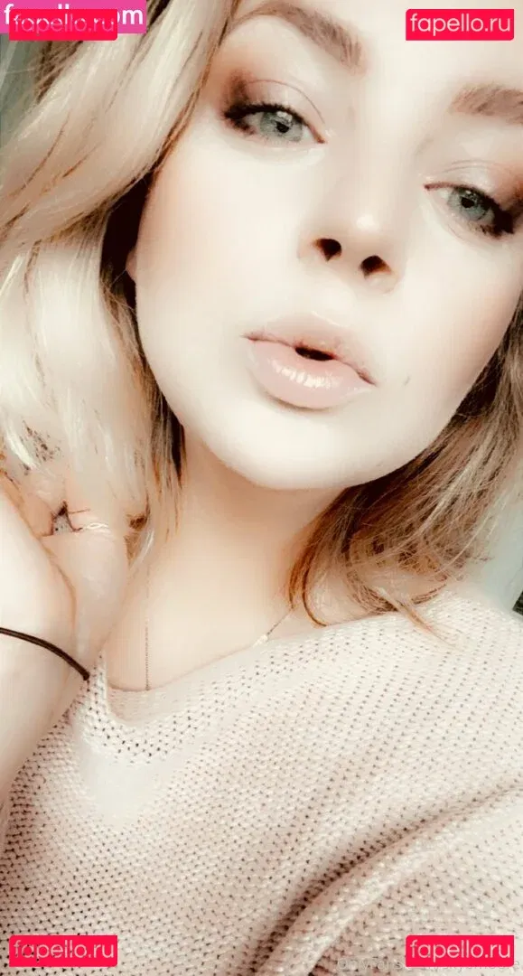 skyemoore Onlyfans Photo Gallery 