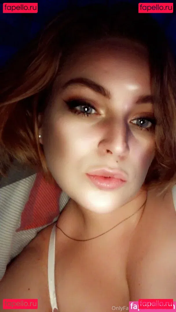 skyemoore Onlyfans Photo Gallery 