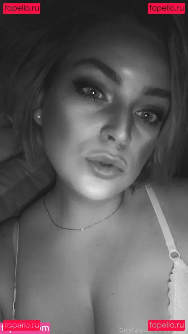 skyemoore Onlyfans Photo Gallery 