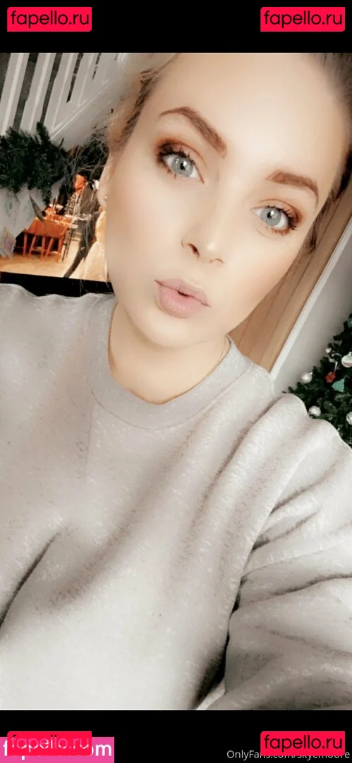 skyemoore Onlyfans Photo Gallery 