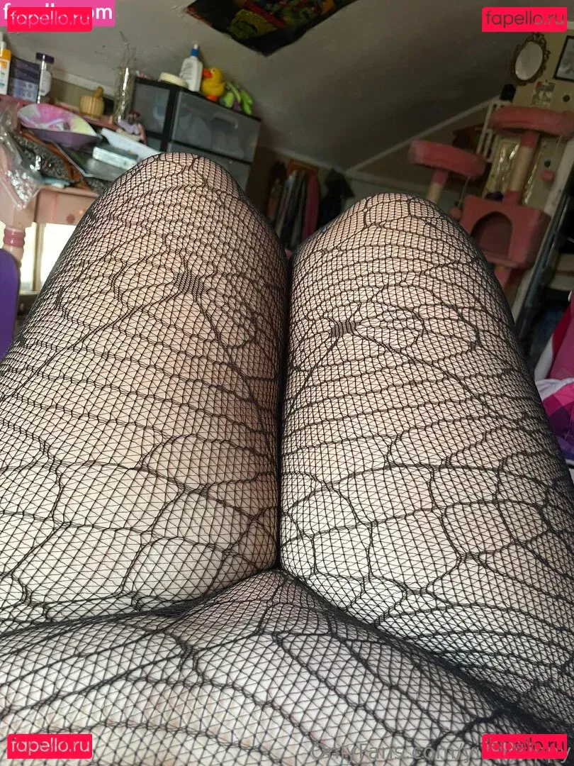 YippyTippy Onlyfans Photo Gallery 