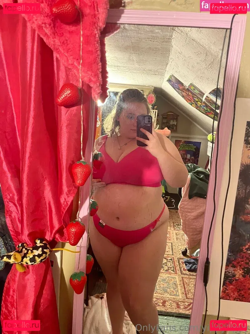 YippyTippy Onlyfans Photo Gallery 