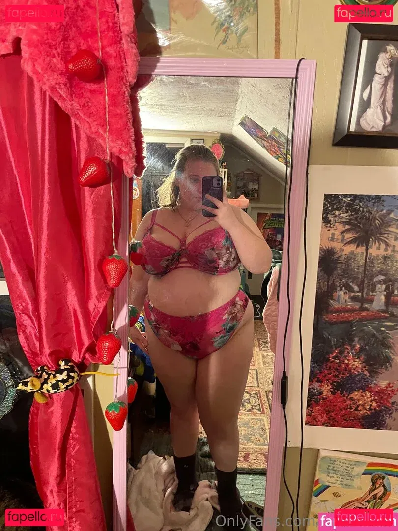 YippyTippy Onlyfans Photo Gallery 