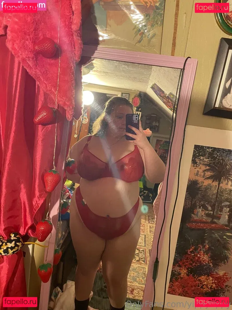 YippyTippy Onlyfans Photo Gallery 