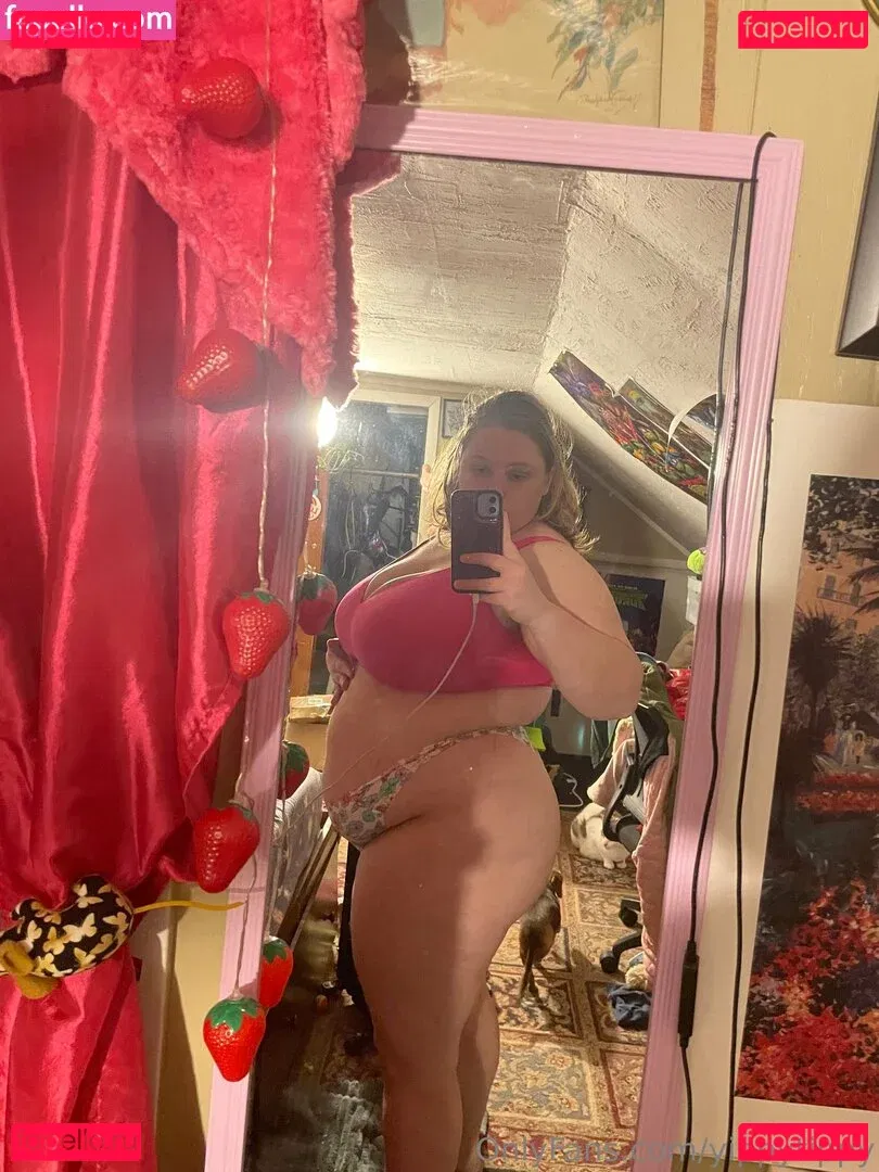 YippyTippy Onlyfans Photo Gallery 