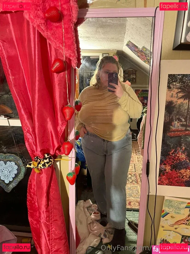 YippyTippy Onlyfans Photo Gallery 