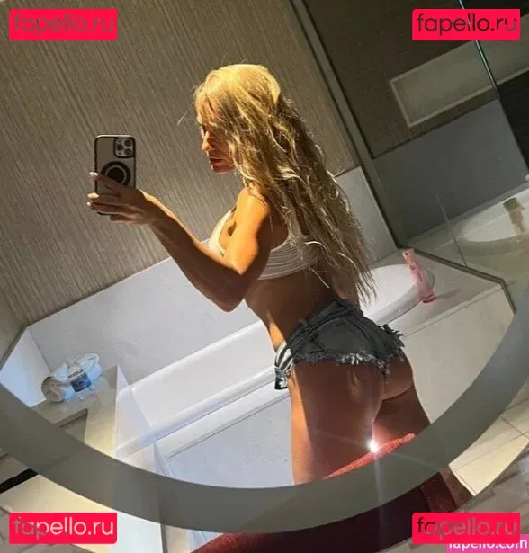 Rebekah Lea Willich Onlyfans Photo Gallery 