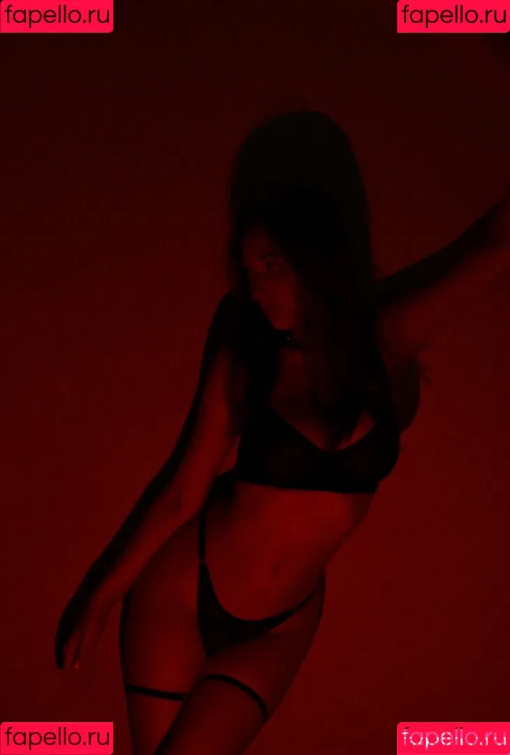 saintly_babyy Onlyfans Photo Gallery 