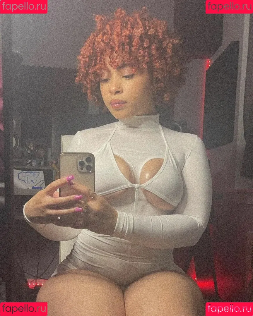 Ice Spice Onlyfans Photo Gallery 