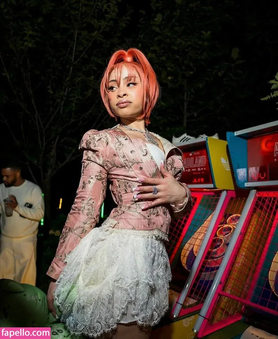 Ice Spice Onlyfans Photo Gallery 