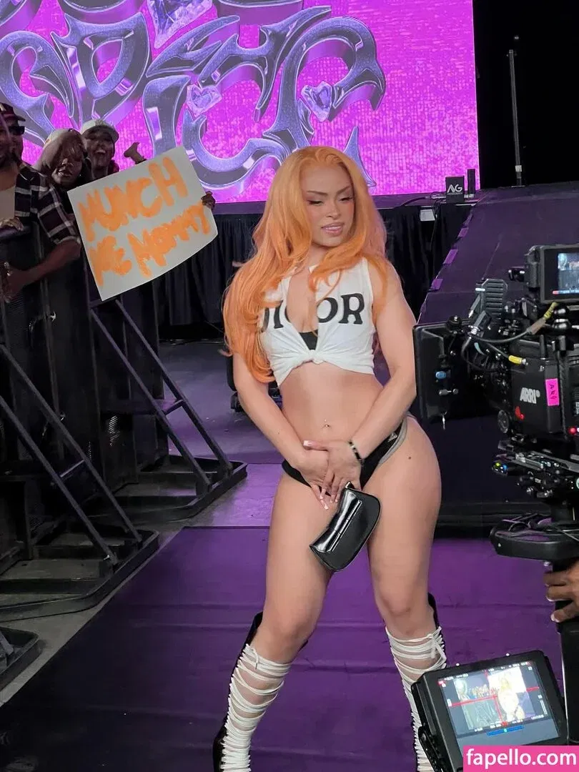 Ice Spice Onlyfans Photo Gallery 