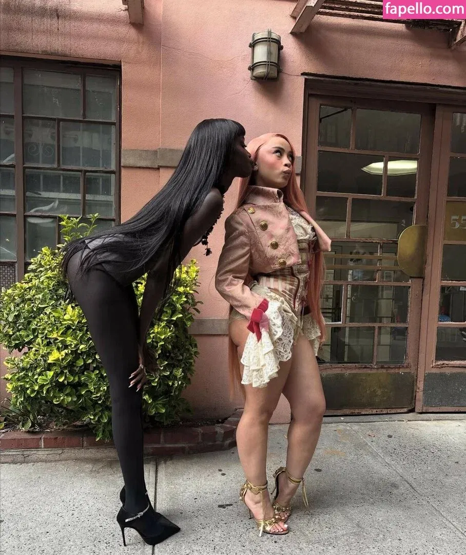 Ice Spice Onlyfans Photo Gallery 