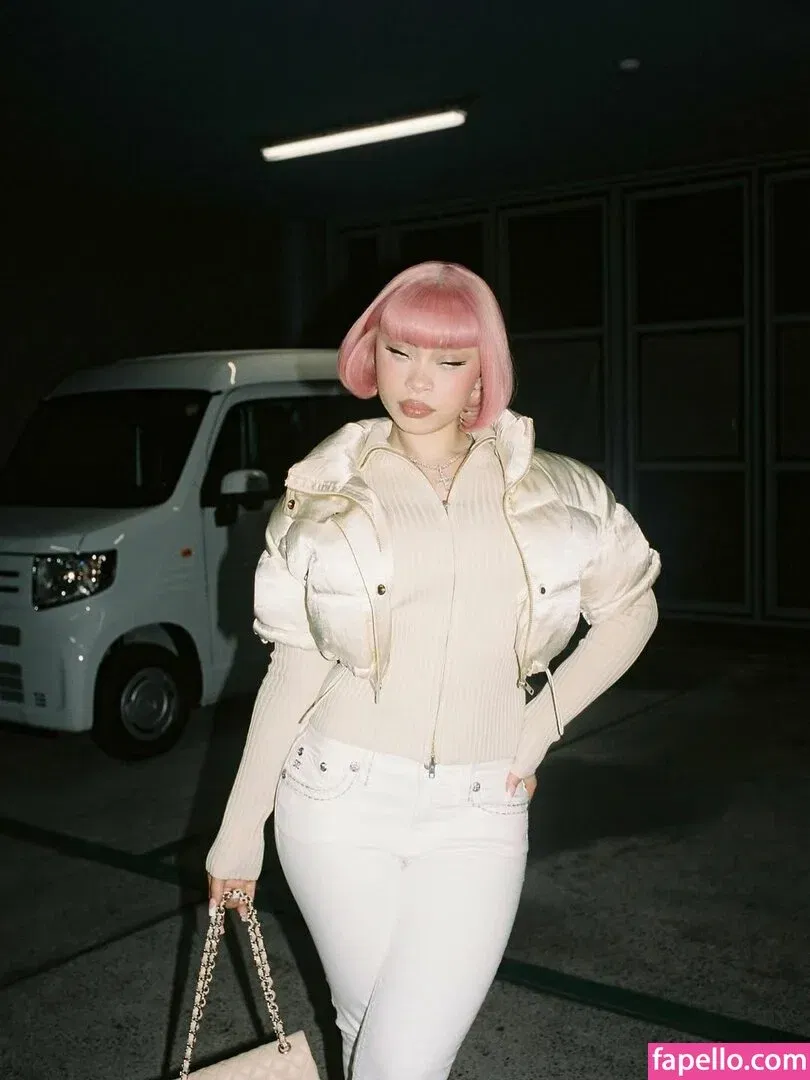 Ice Spice Onlyfans Photo Gallery 