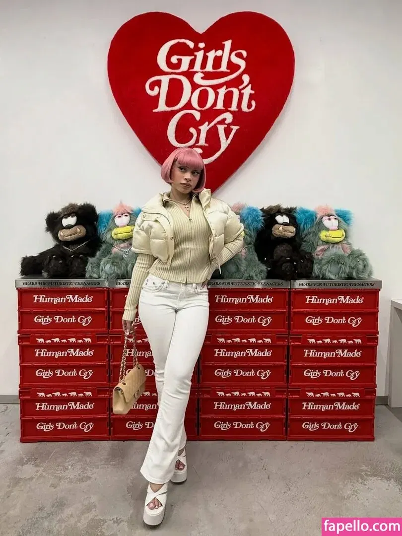 Ice Spice Onlyfans Photo Gallery 