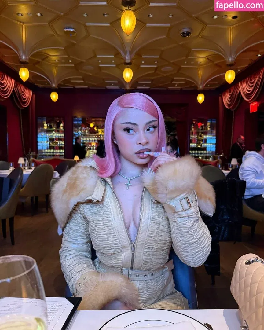 Ice Spice Onlyfans Photo Gallery 