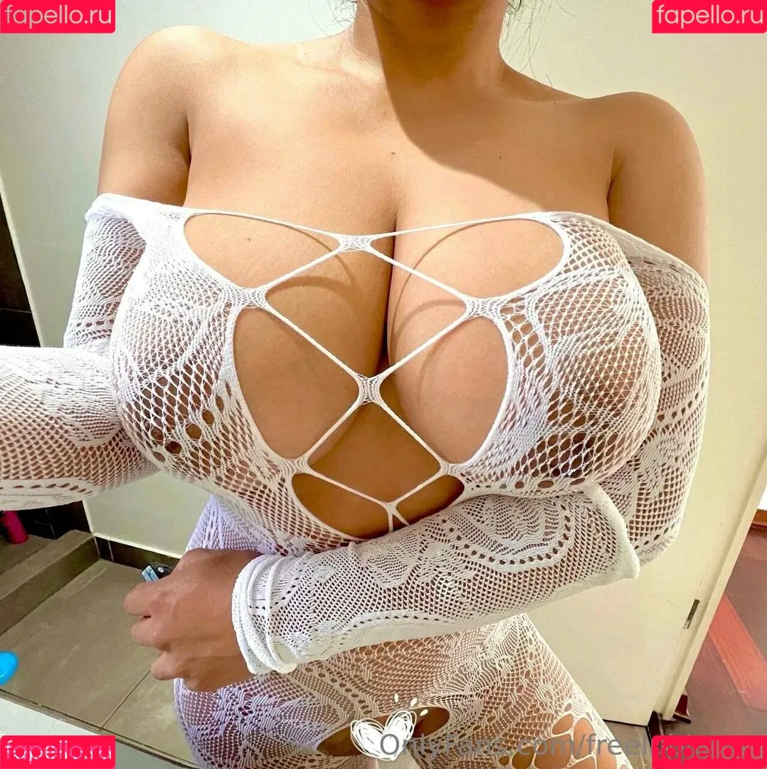 freelubielexi Onlyfans Photo Gallery 