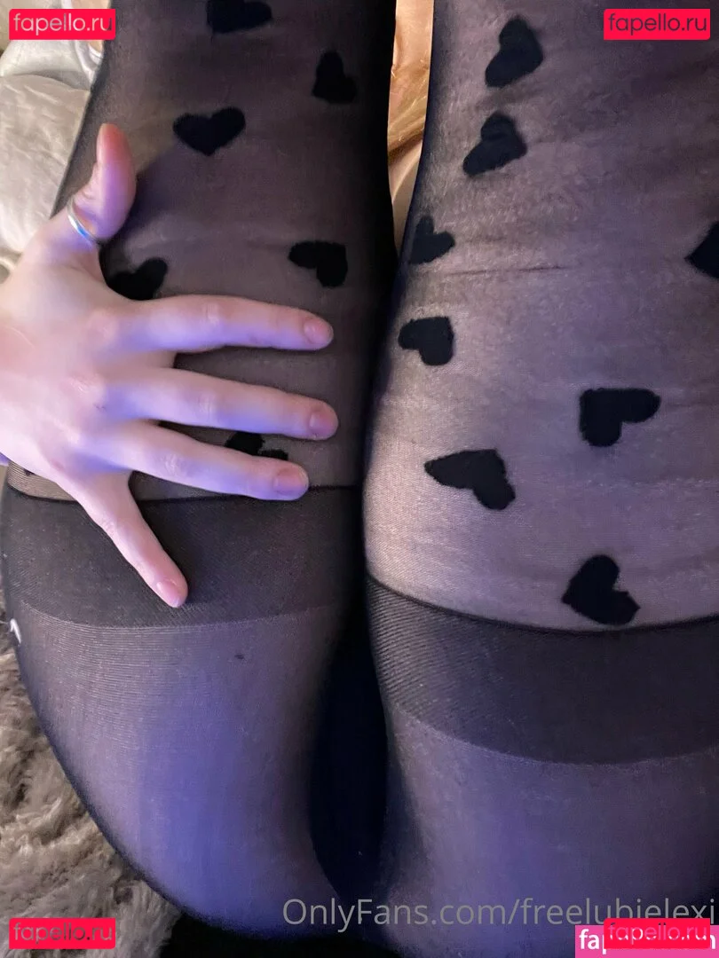 freelubielexi Onlyfans Photo Gallery 
