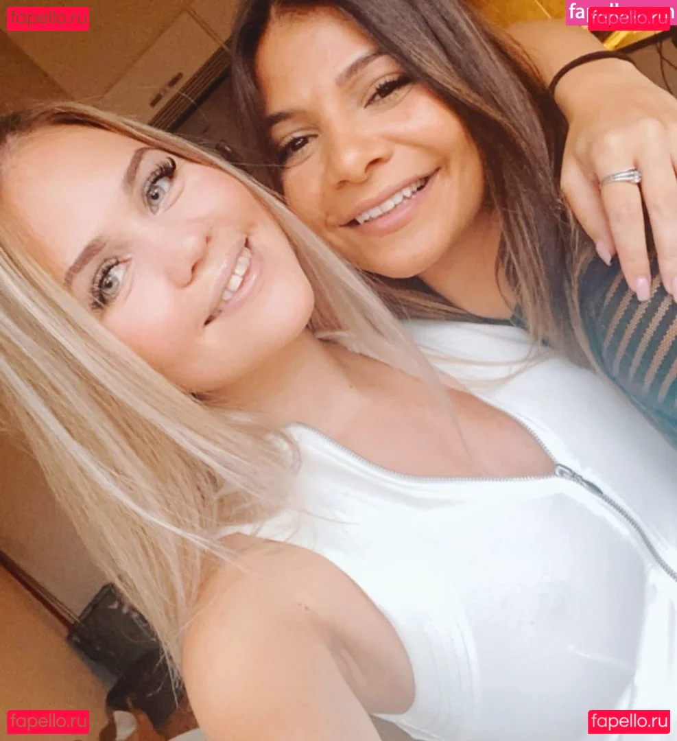 Julia Kiran Onlyfans Photo Gallery 