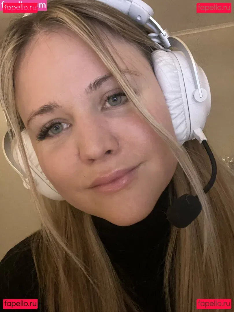 Julia Kiran Onlyfans Photo Gallery 