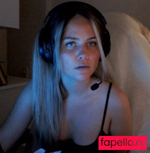 Julia Kiran Nude Onlyfans Photo 5