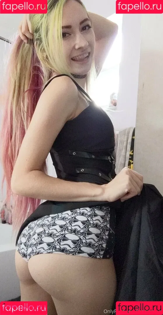 leenamouz Onlyfans Photo Gallery 