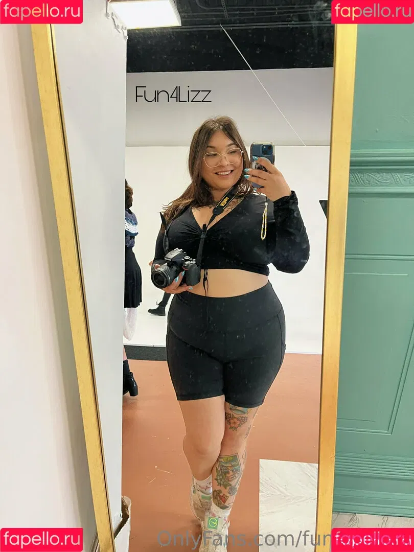 fun4lizzsfw Onlyfans Photo Gallery 