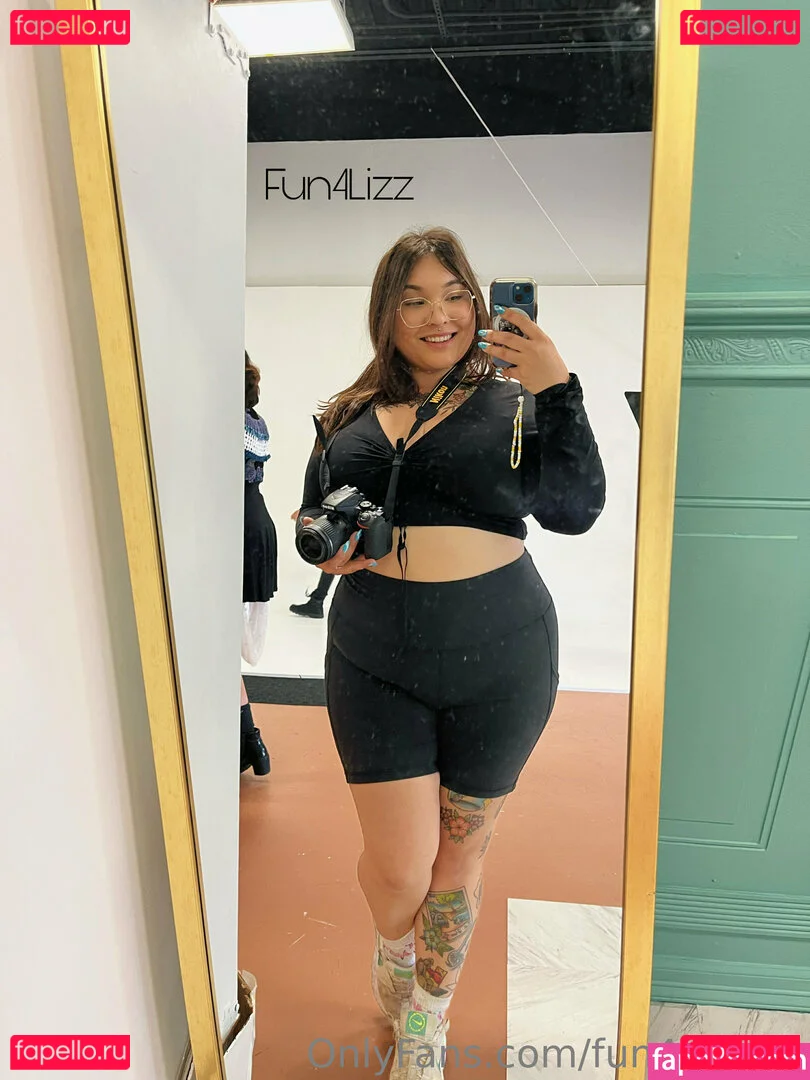 fun4lizzsfw Onlyfans Photo Gallery 