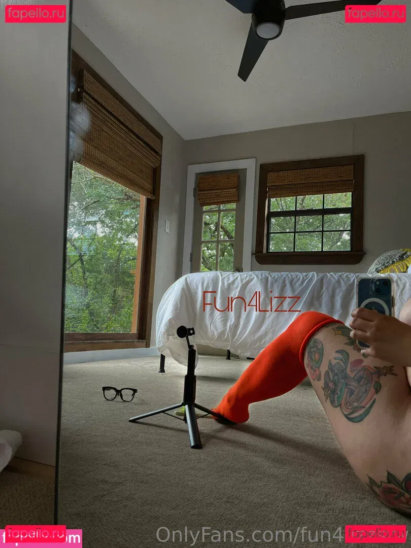 fun4lizzsfw Onlyfans Photo Gallery 