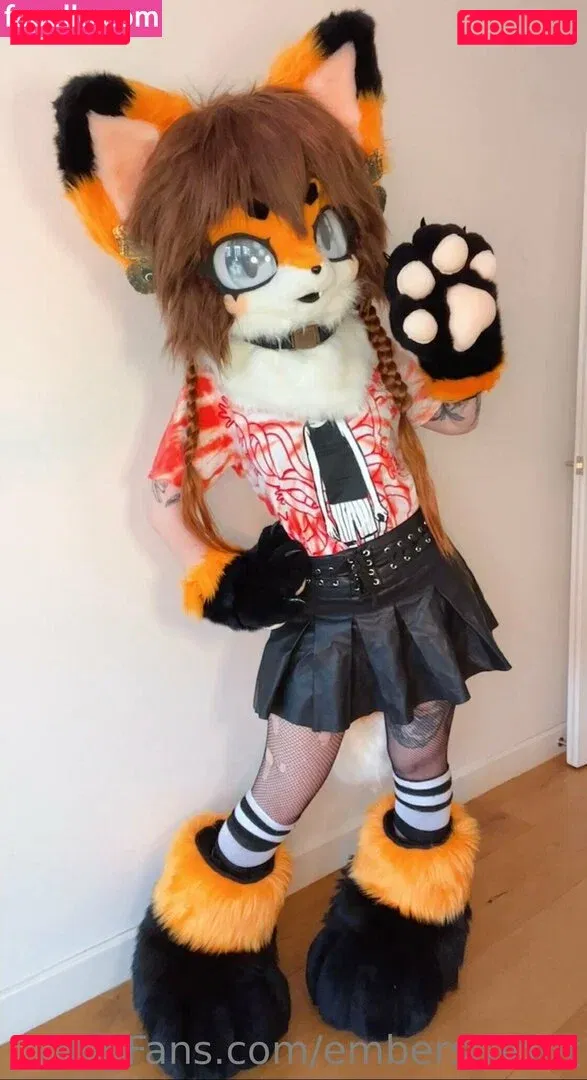 emberstarfur Onlyfans Photo Gallery 