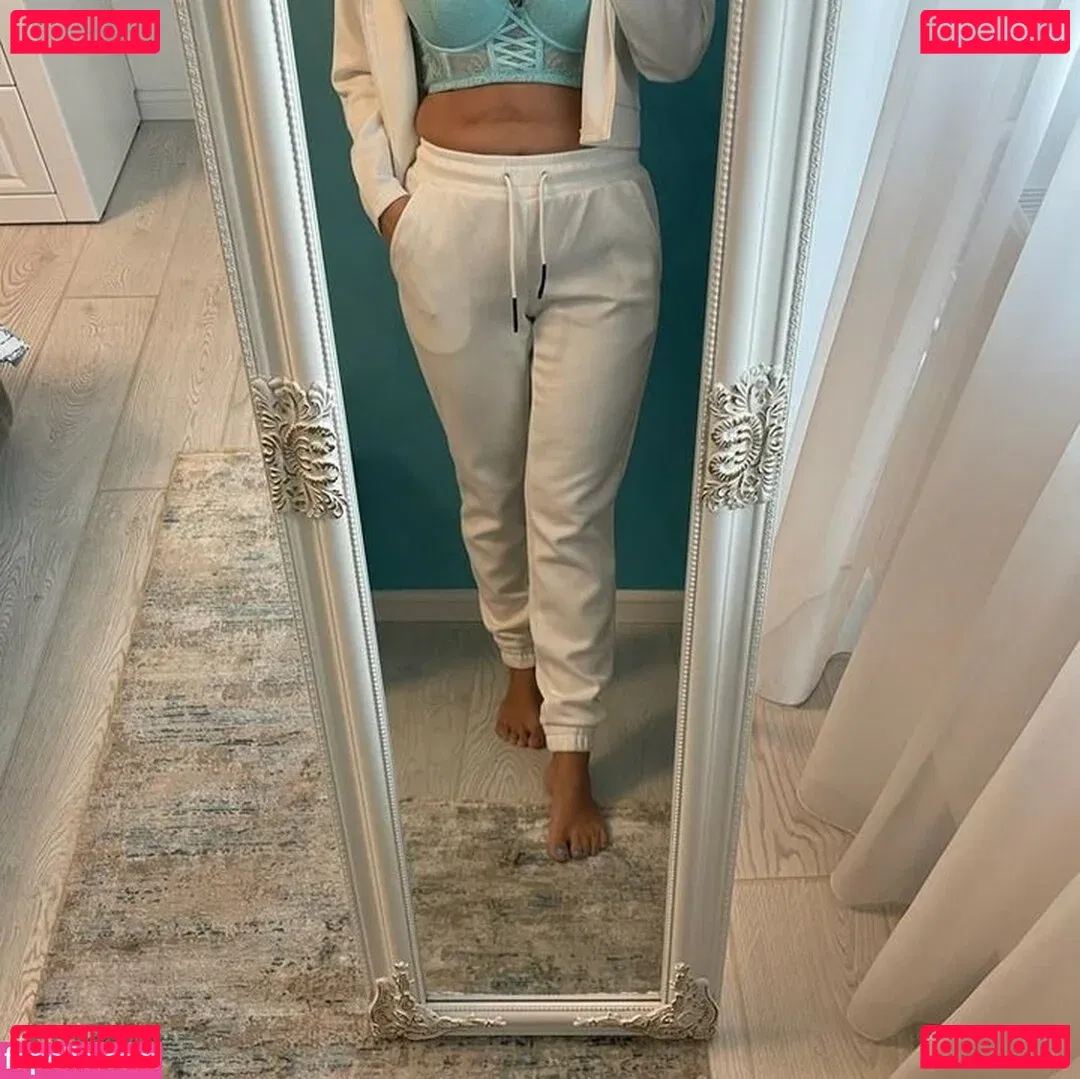 Ella Mom Onlyfans Photo Gallery 