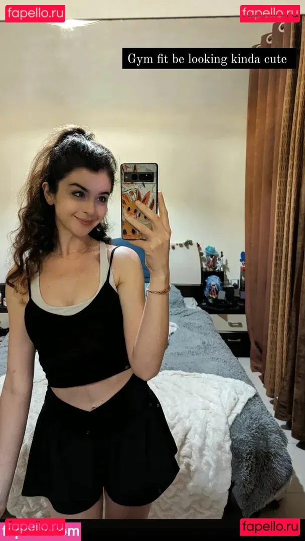 Cleo Lazuli Onlyfans Photo Gallery 