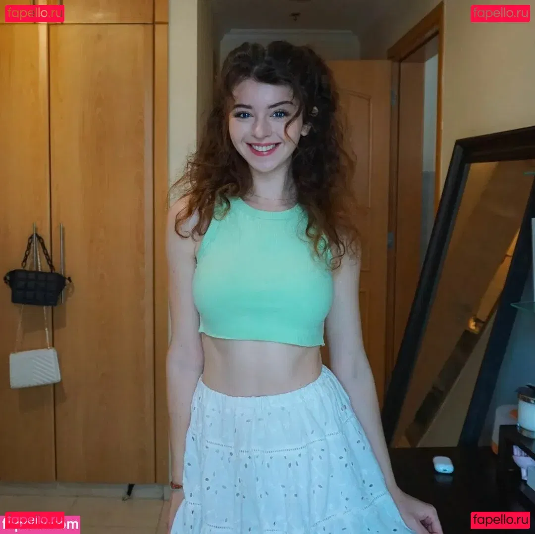 Cleo Lazuli Onlyfans Photo Gallery 