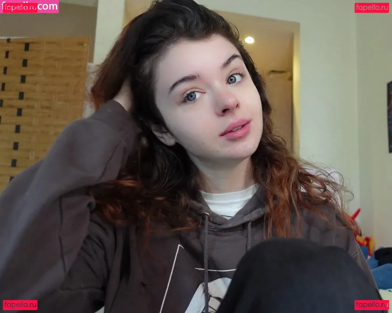 Cleo Lazuli Onlyfans Photo Gallery 