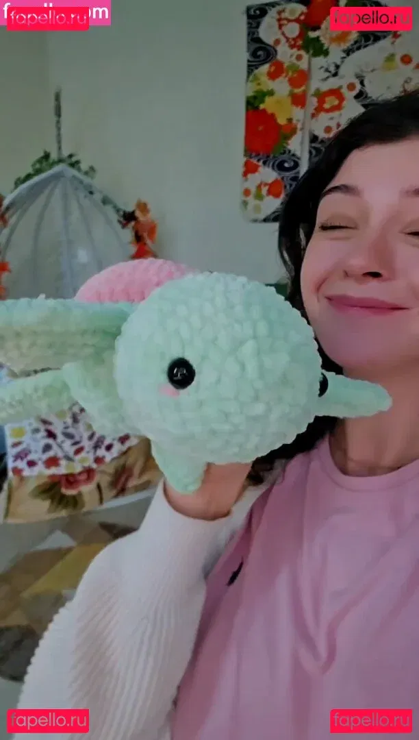 Cleo Lazuli Onlyfans Photo Gallery 